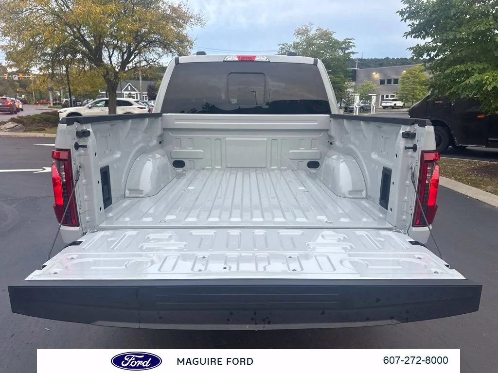 New 2026 Avalanche Ford XLT image 10