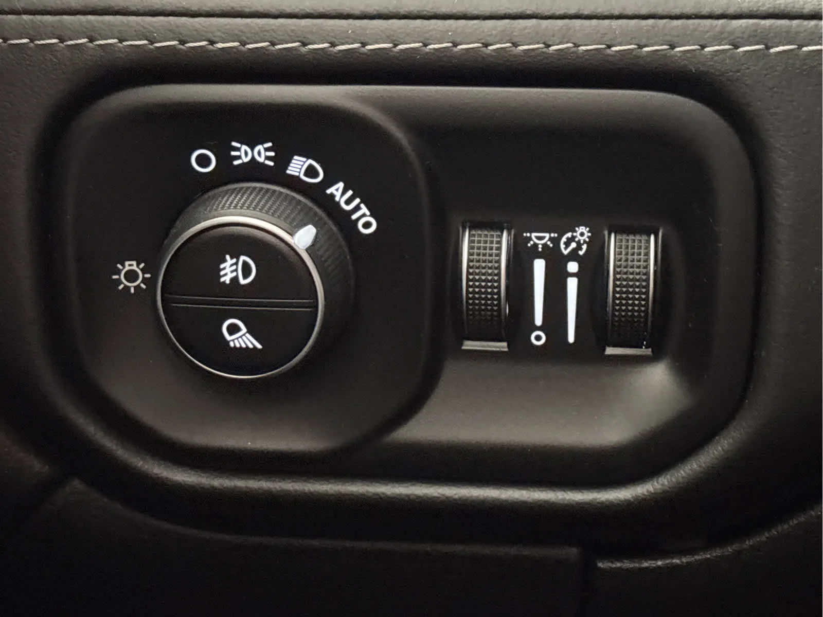 Used 2021  Ram Limited image 18