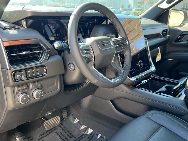2026 GMC Yukon XL Denali - Photo 15