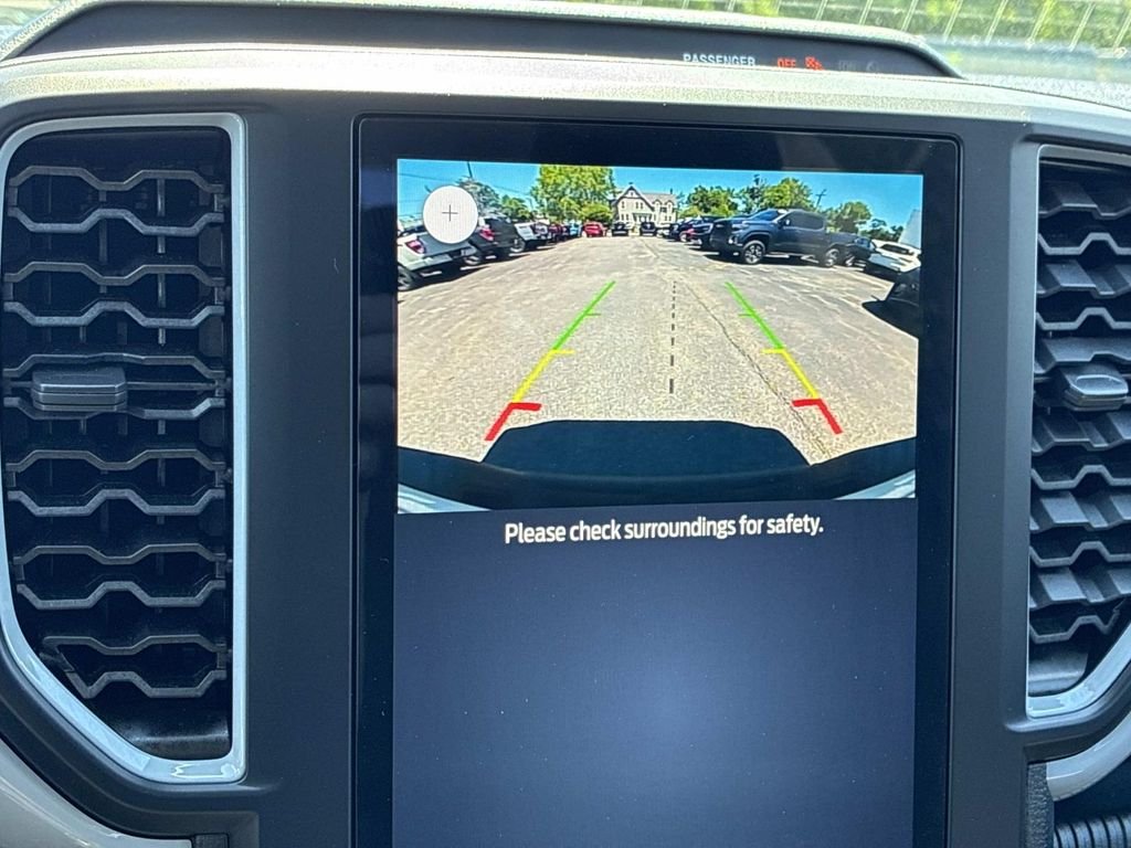 Used 2025 White Ford XL image 32