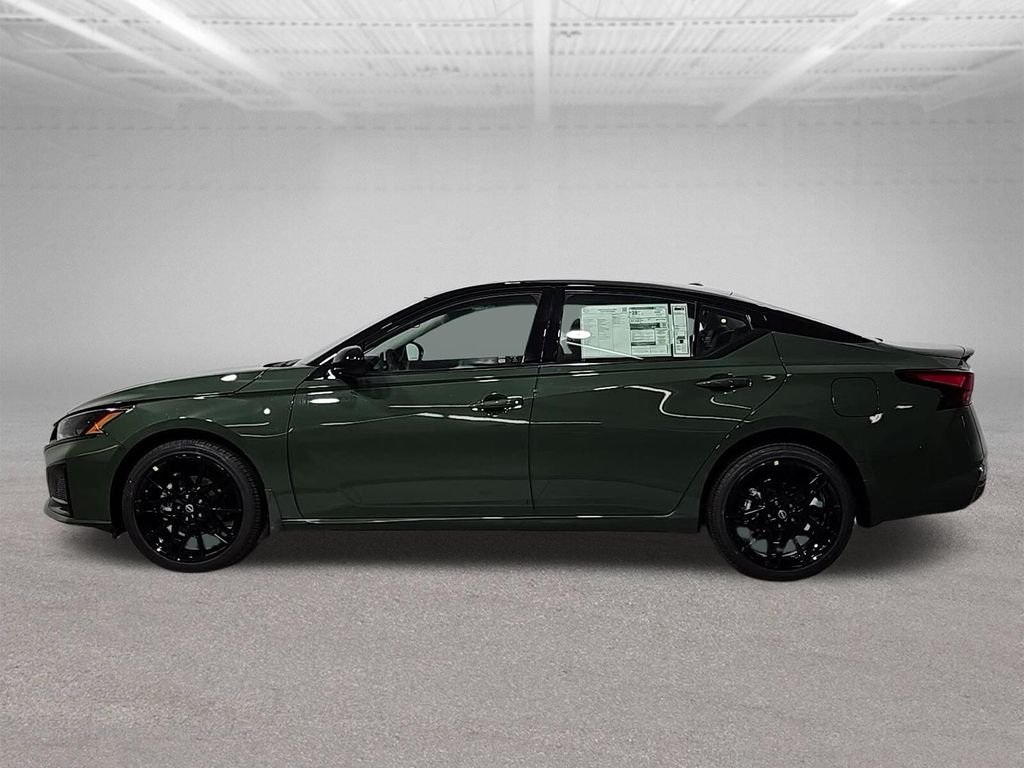 New 2026 Green Nissan 2.5 SR image 3
