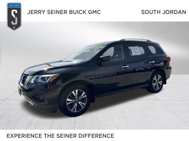 2017 Nissan Pathfinder SL