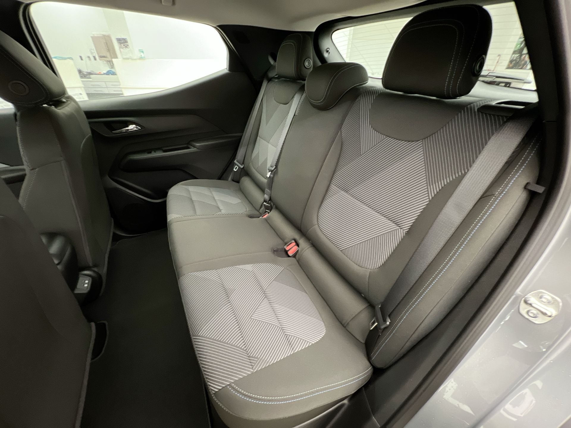 2027 Chevrolet Bolt LT - Photo 49
