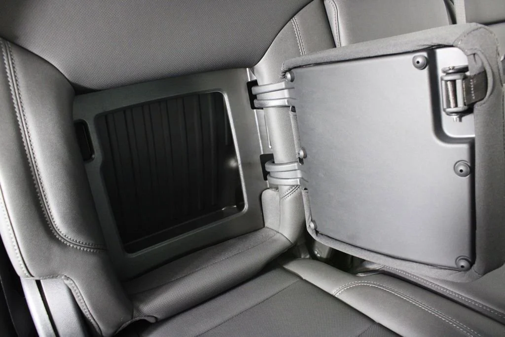 2026 GMC Sierra 1500 SLT - Photo 15