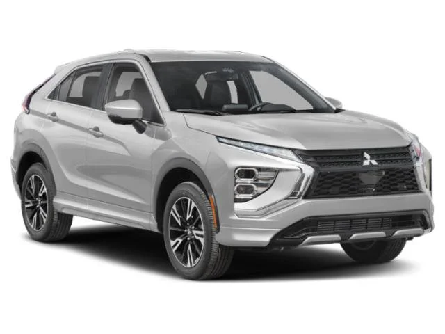 Used 2024  Mitsubishi  image 6