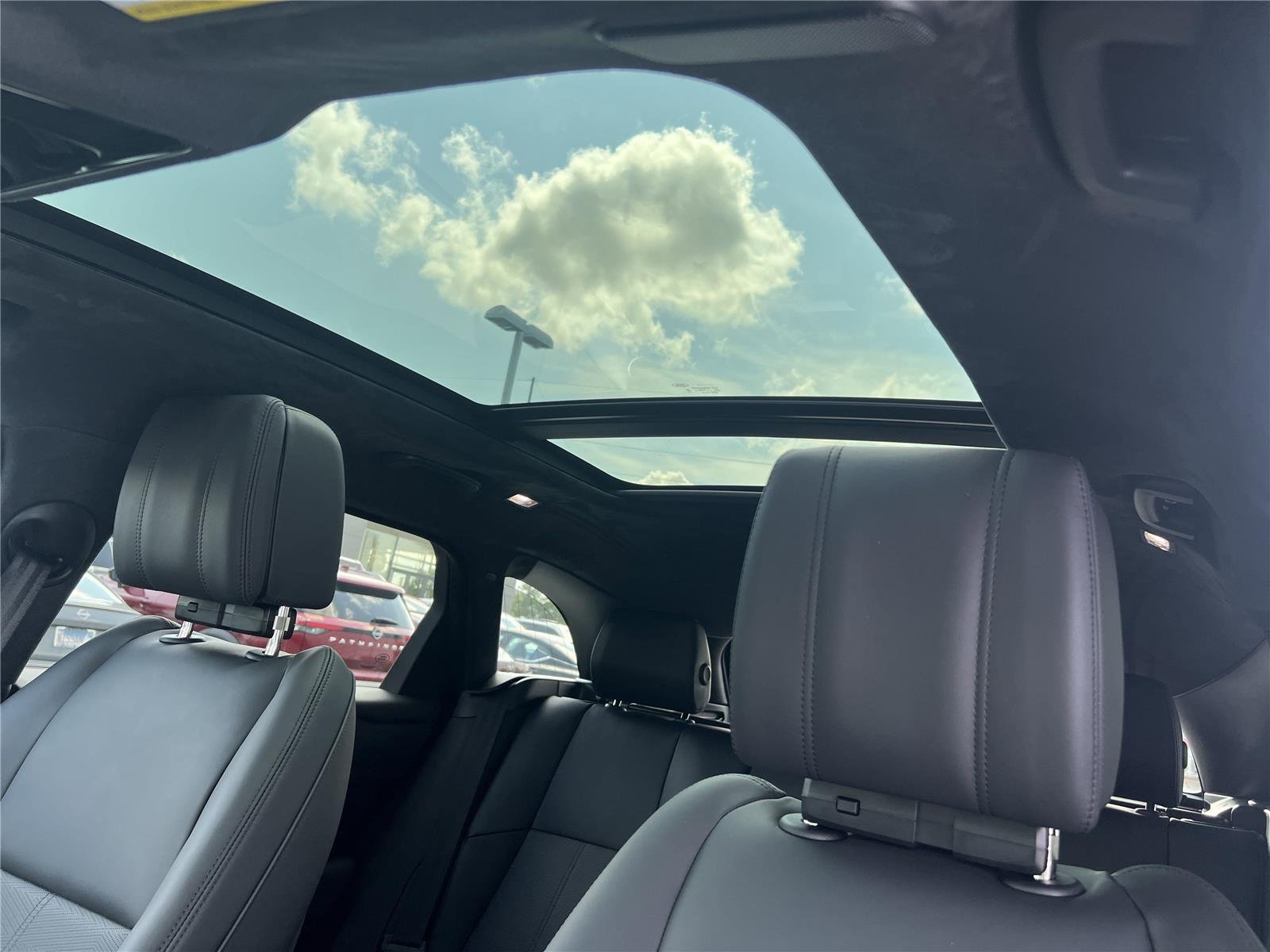 2026 Land Rover Range Rover Velar Autobiography - Photo 26