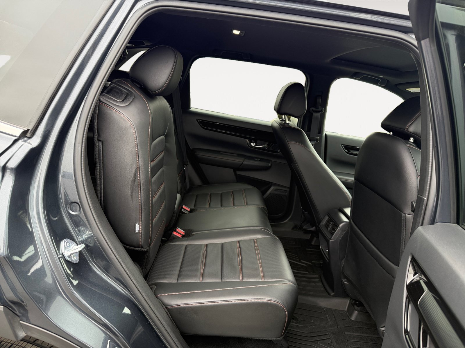 2025 Honda CR-V Sport Touring - Photo 18