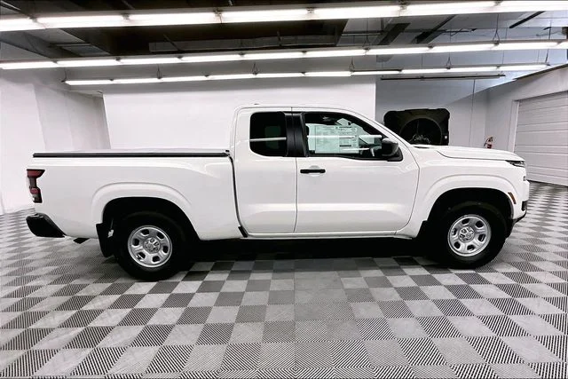 New 2026 Glacier White Nissan S image 20