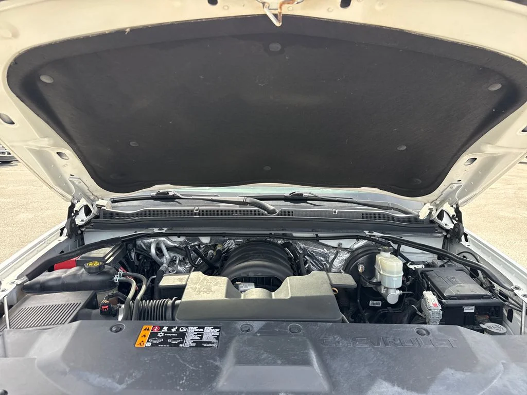 Used 2017 White Chevrolet LT image 33
