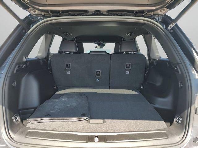 New 2026 Baltic Gray Metallic Clearcoat Jeep Laredo image 33
