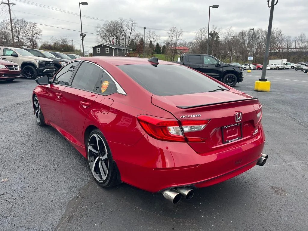 Used 2021 San Marino Red Honda Sport image 3