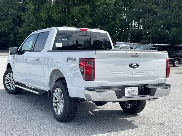 New 2026 Oxford White Ford XLT image 4