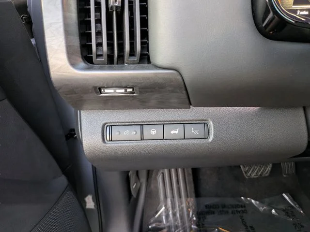 New 2026 Boulder Gray Pearl Nissan Platinum image 23