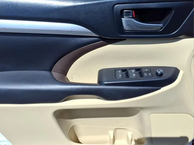 2019 Toyota Highlander XLE - Photo 9