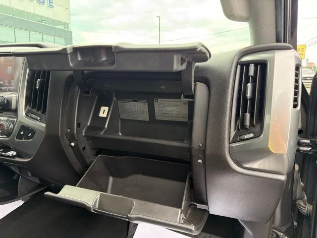 Used 2016 Gray Chevrolet LT image 33