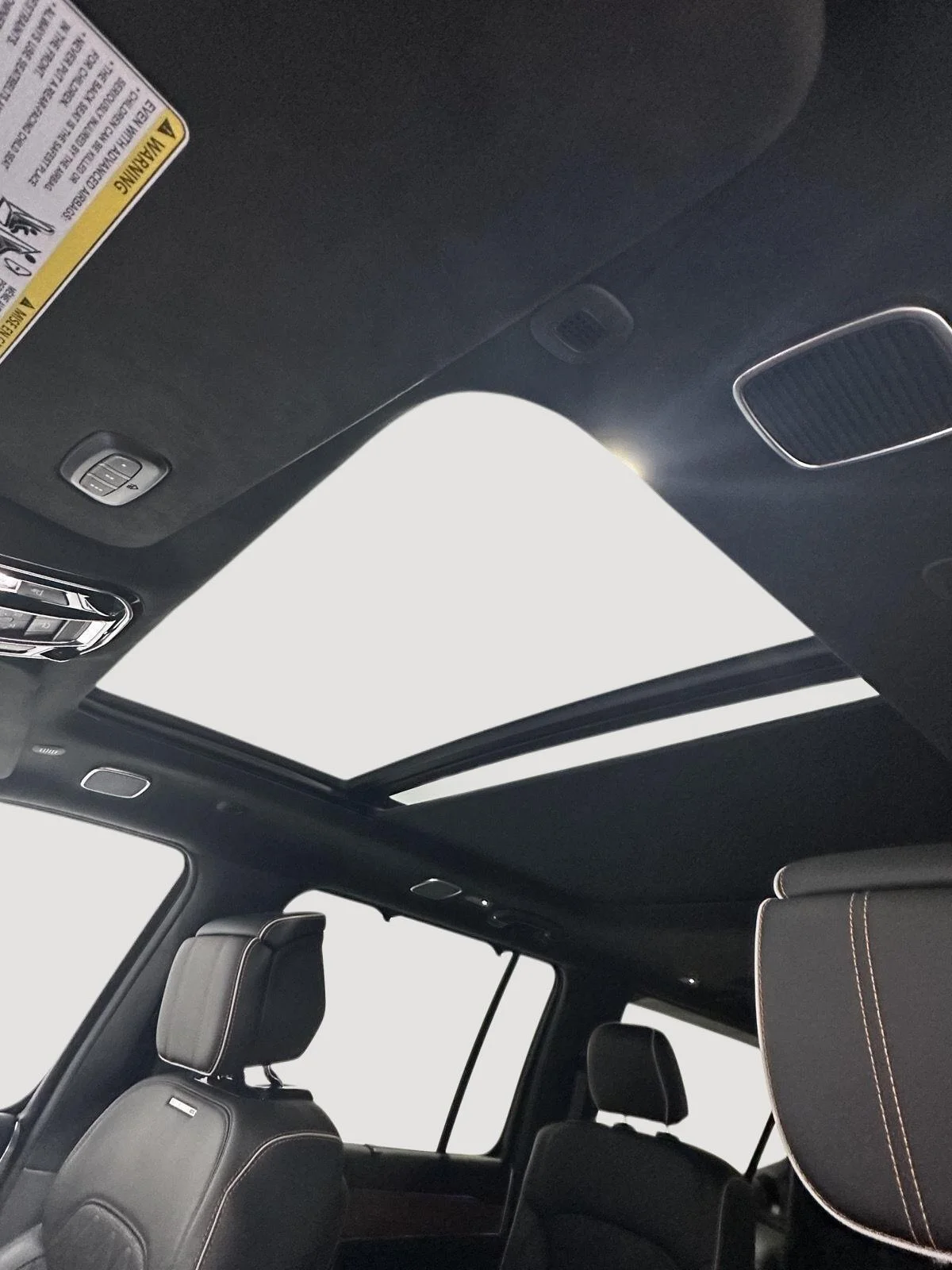 Used 2025 White Jeep Series III image 29
