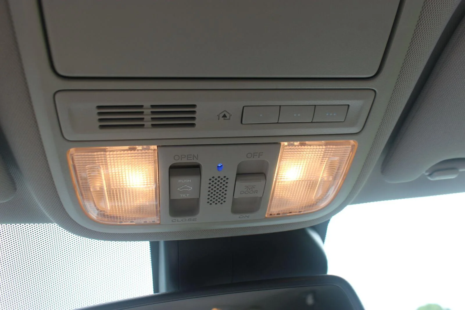 Used 2016  Honda EX-L image 33