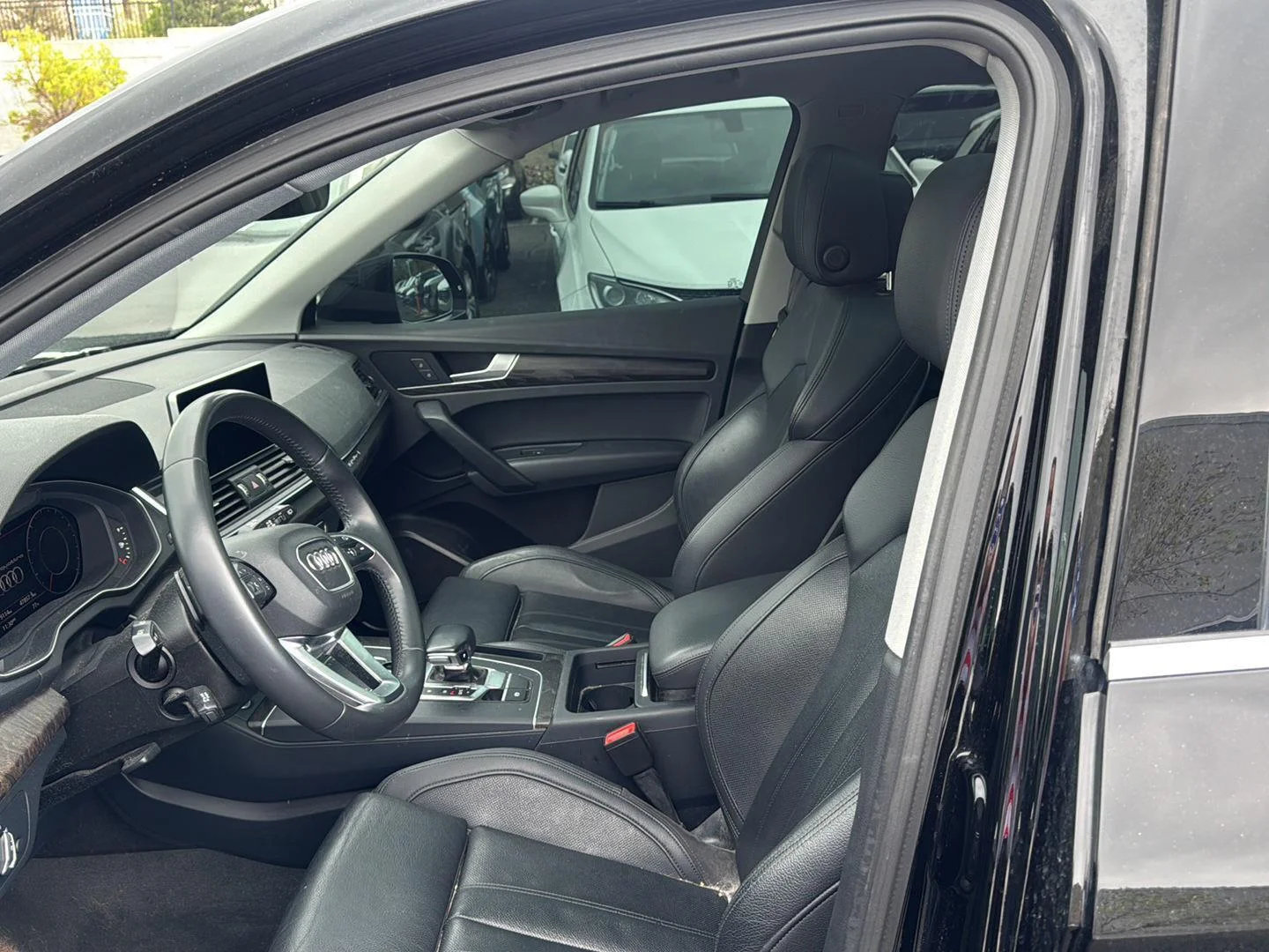 Used 2018 Brilliant Black Audi Premium Plus image 8