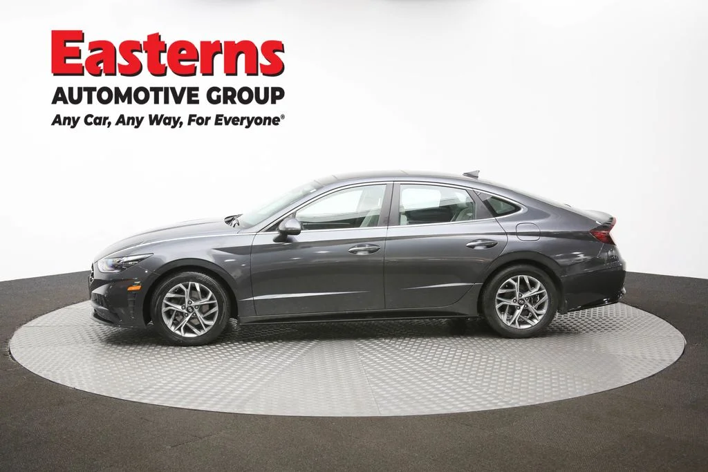 Used 2023 Gray Hyundai SEL image 63
