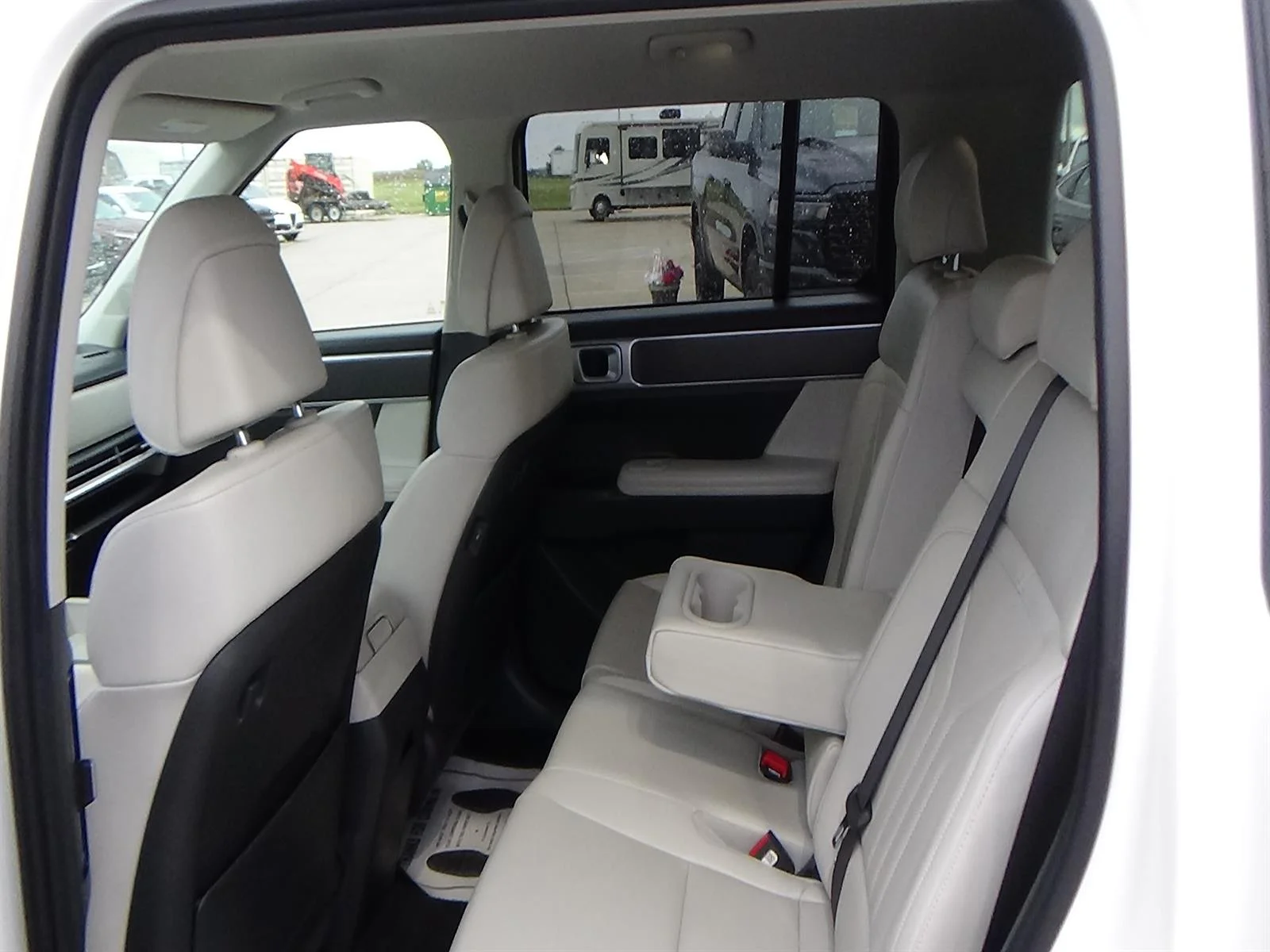 Used 2026 Serenity White Pearl (w6h) Hyundai SEL image 13