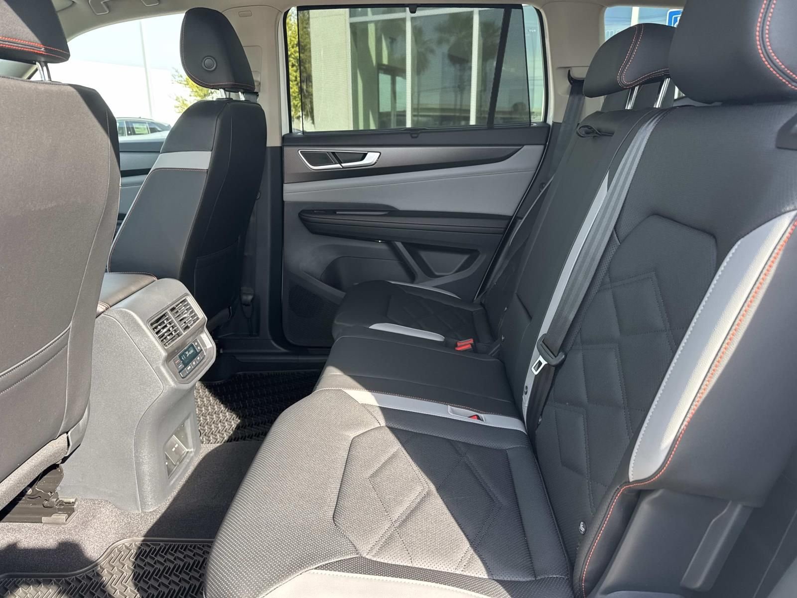 New 2026 White Volkswagen 2.0T Peak Edition image 8