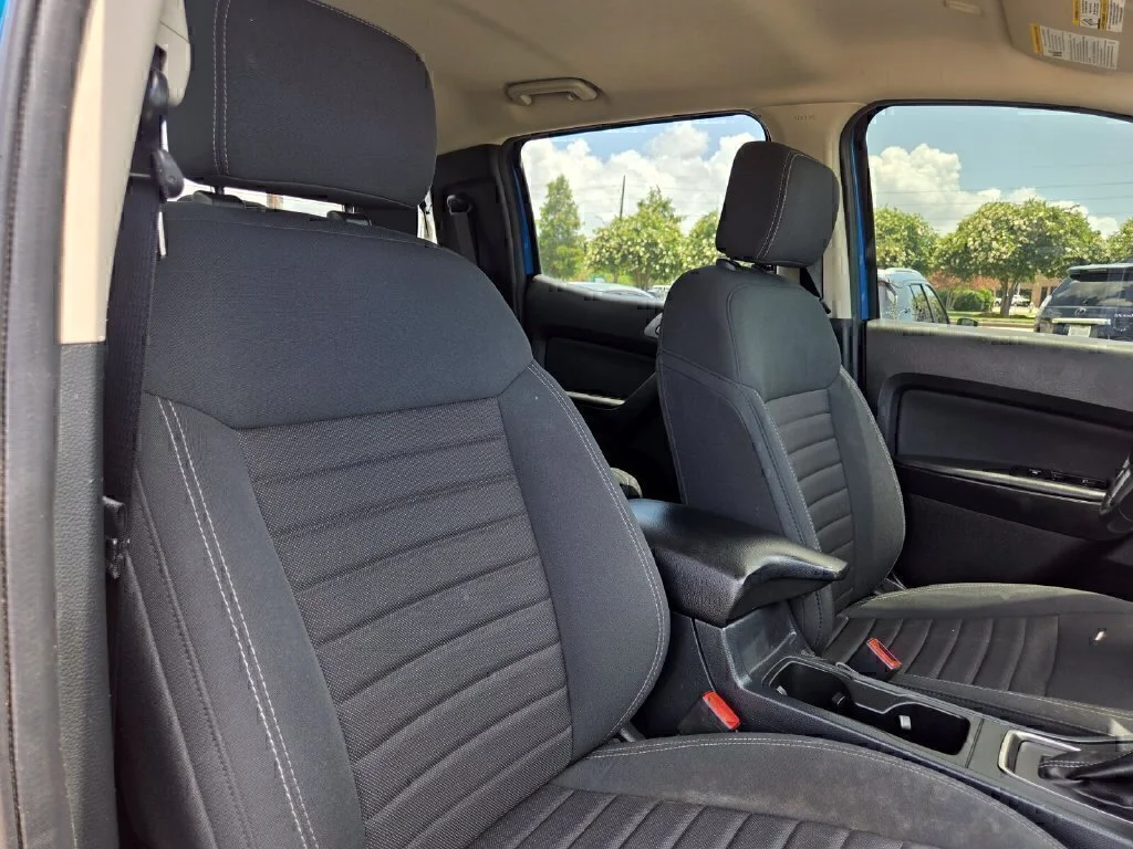 Used 2021 Blue Ford XLT image 29