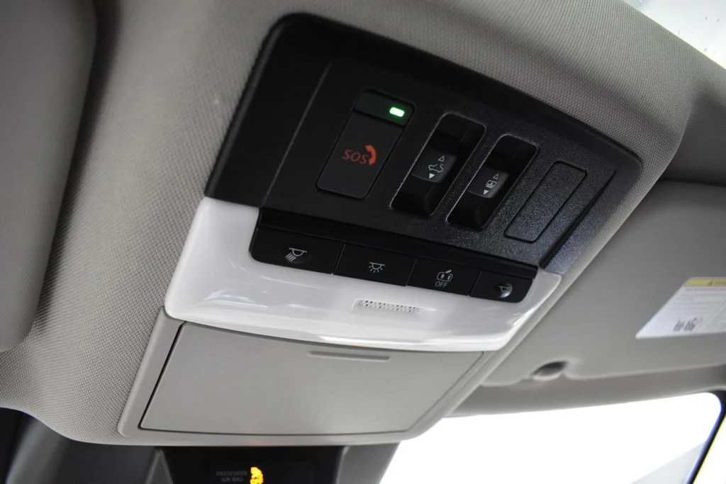 Certified Used 2023 White Nissan SL image 26