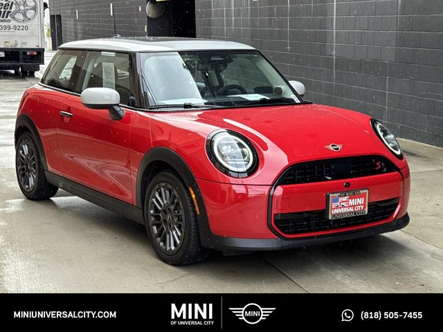 New 2025 MINI Signature Plus in North Hollywood, CA | Near