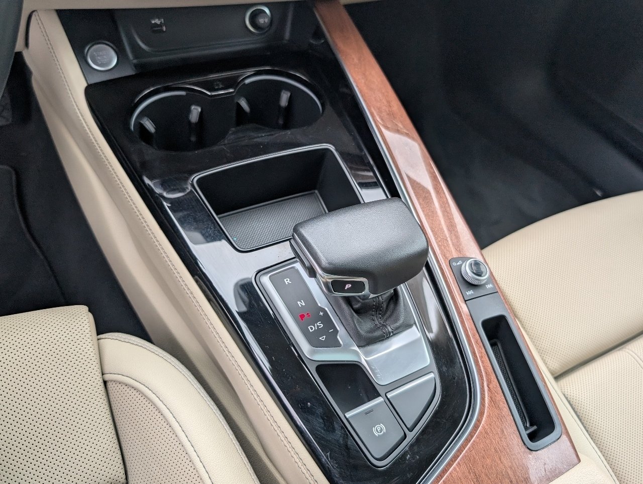 Used 2023 Manhattan Gray Metallic Audi 45 Premium Plus image 20