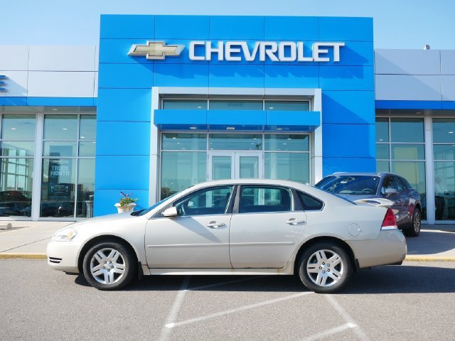 Used 2012 Chevrolet Impala LT with VIN 2G1WB5E3XC1201961 for sale in Roseville, Minnesota