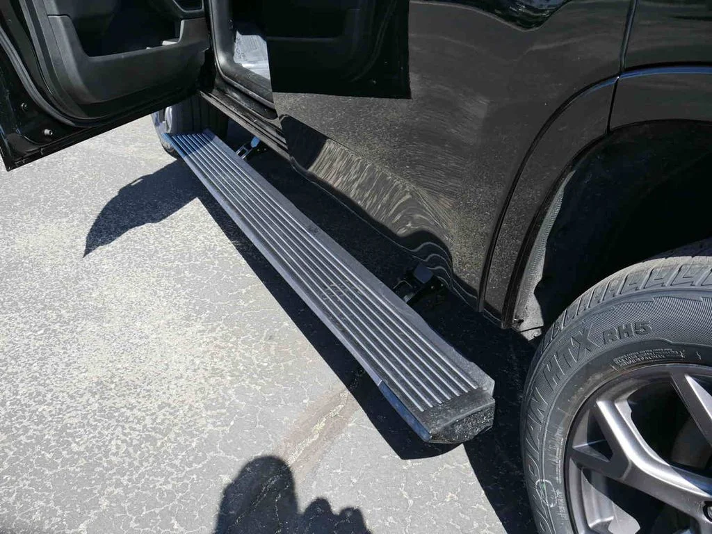 New 2026 Black Jeep Limited Altitude image 15