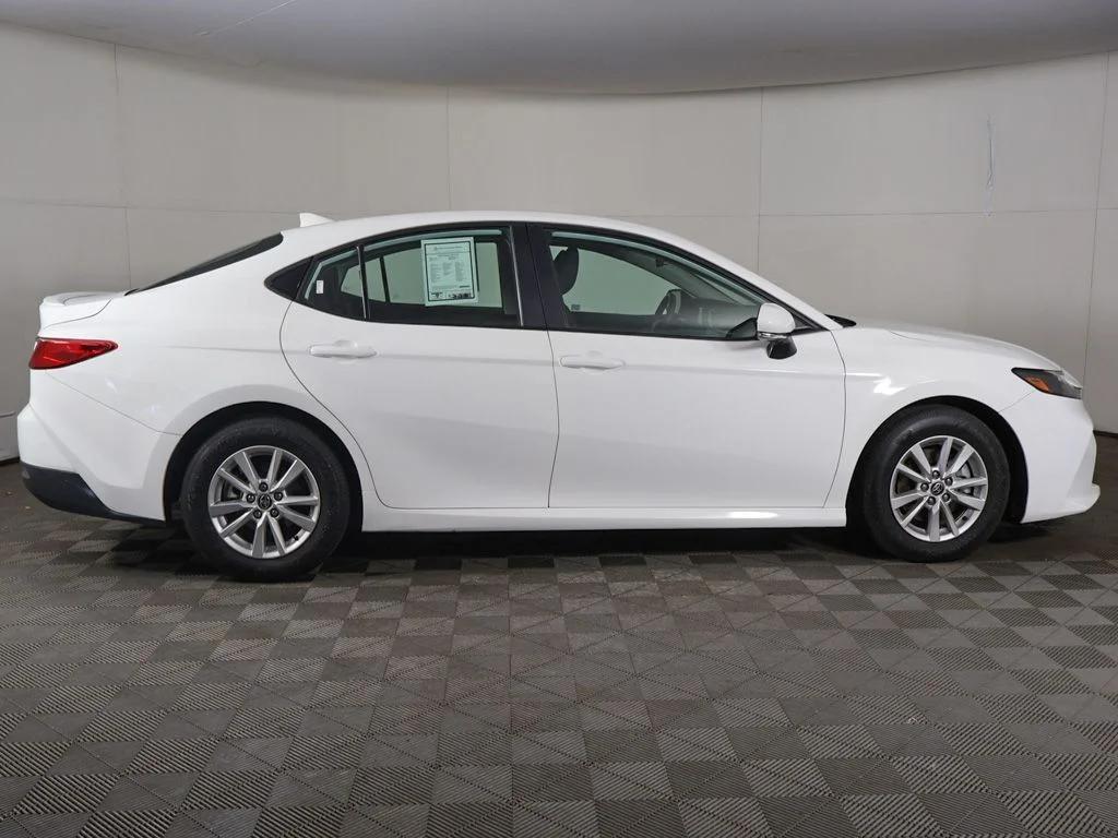 Used 2025 White Toyota LE image 16
