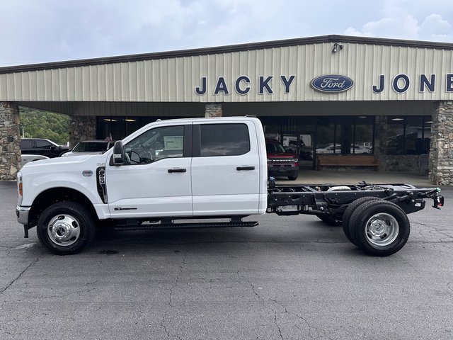 2026 Ford Super Duty F-350 DRW F-350® XL