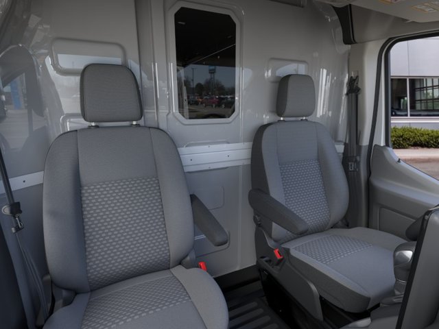 New 2026 Oxford White Ford Base image 10