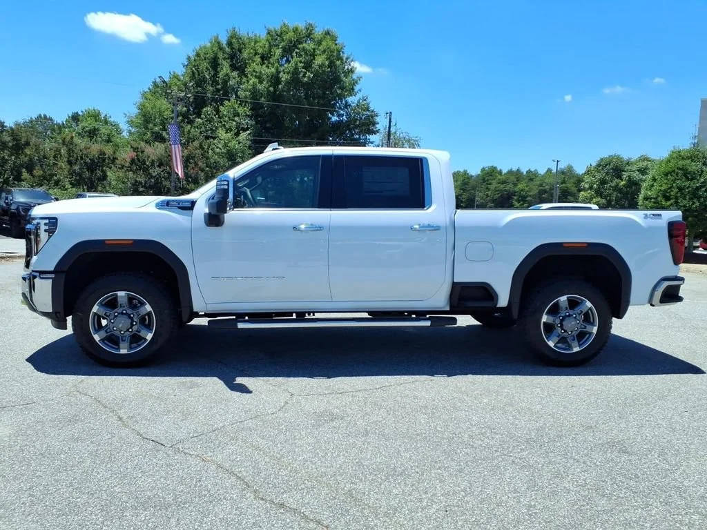 New 2026 Summit White GMC SLT image 22