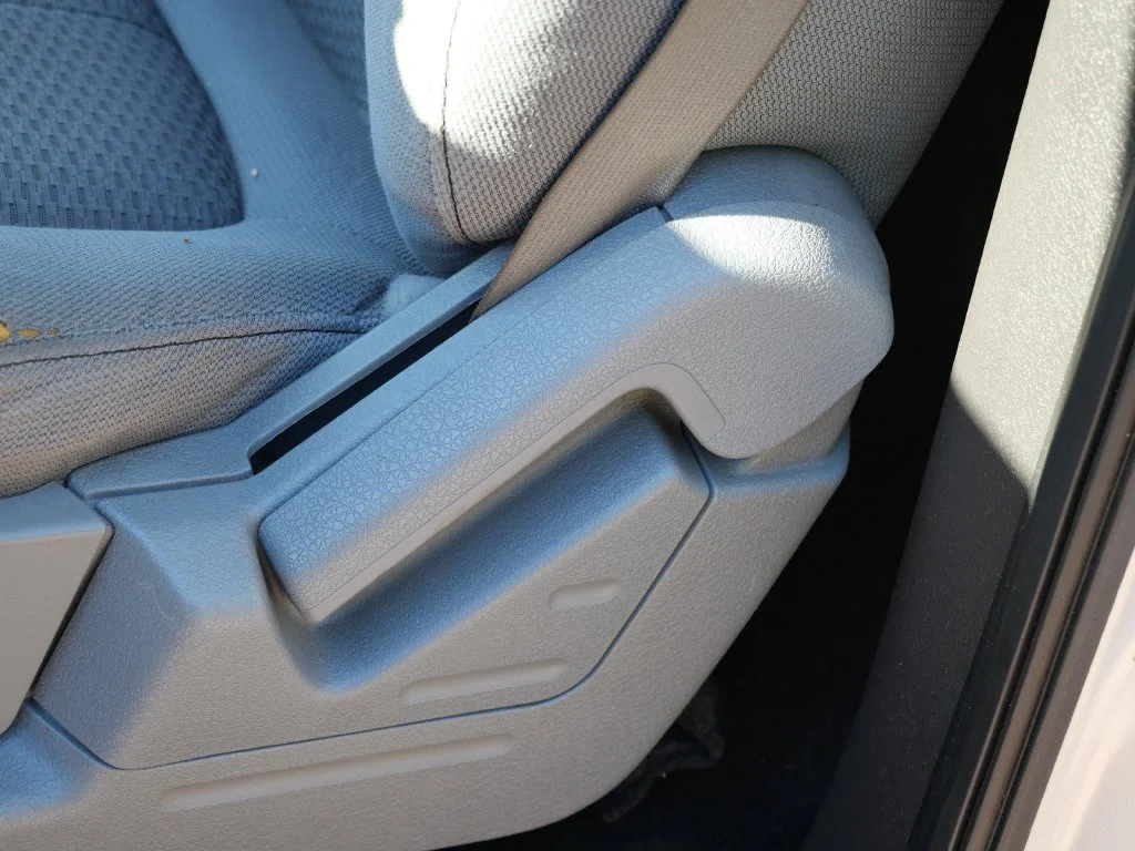 Used 2011 Silver Ford XLT image 15
