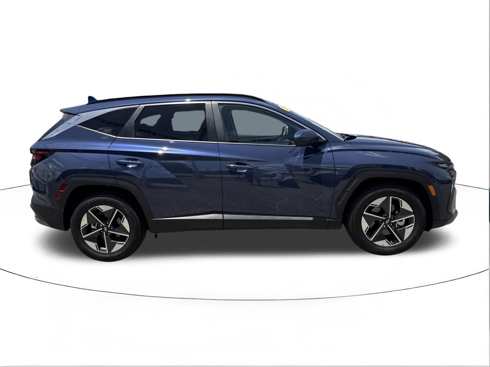 Used 2025 Atlantis Blue Hyundai SEL image 2