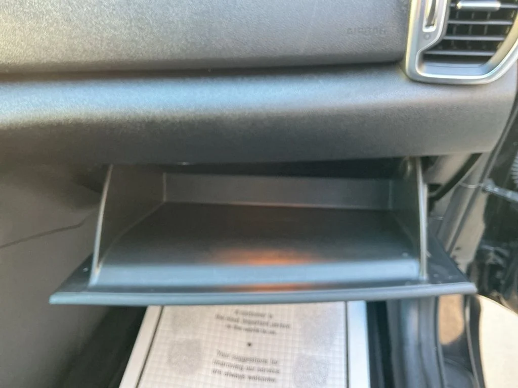Used 2018 Red Kia EX image 28