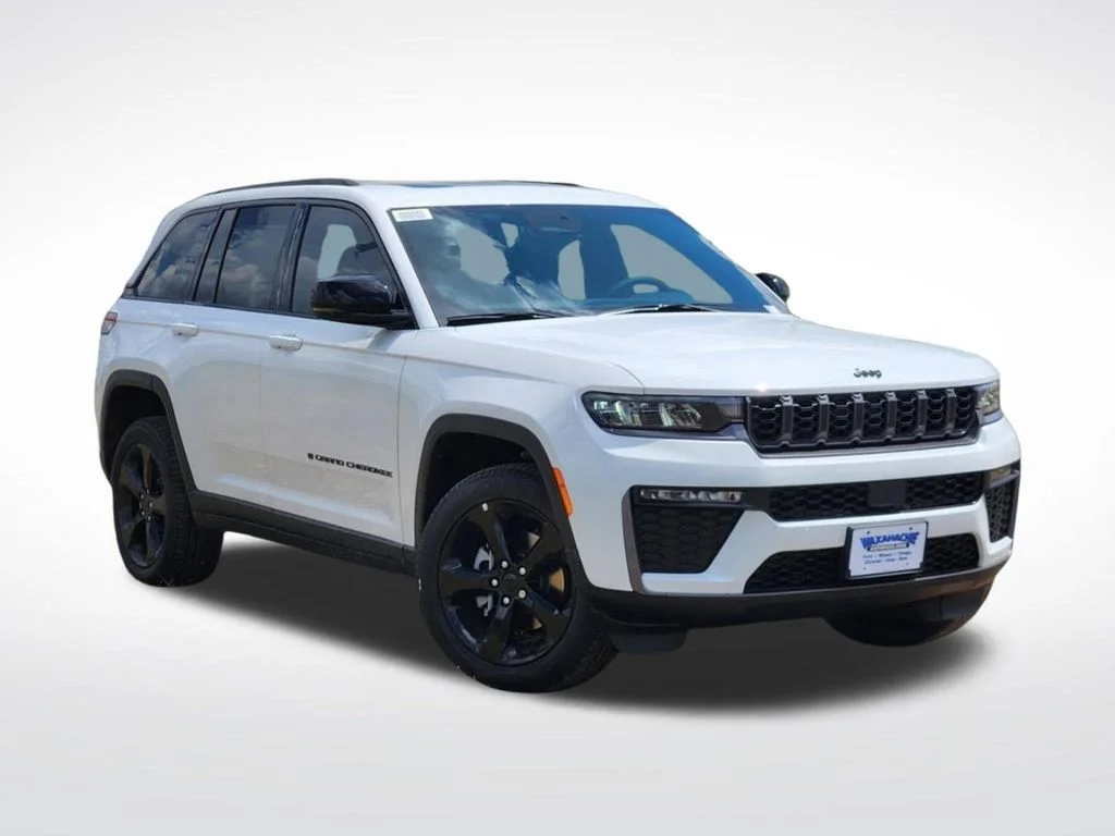 New 2026 Bright White Clear-Coat Exterior Paint Jeep Limited image 1