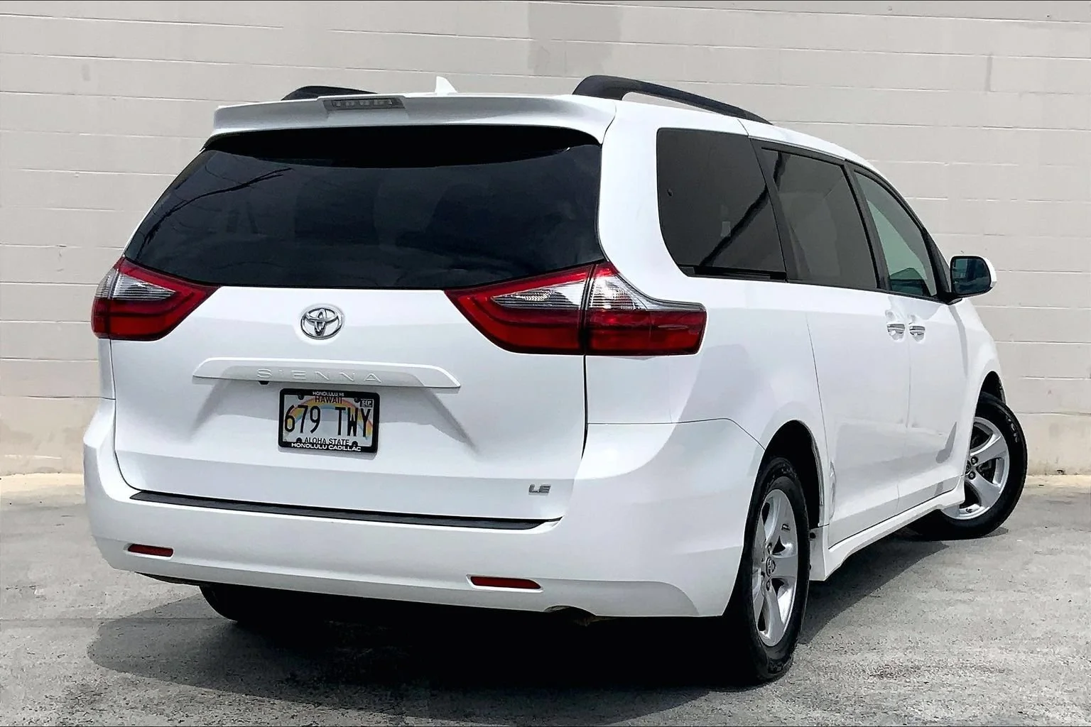Used 2020 Whi/white Toyota LE Auto Access Seat image 22