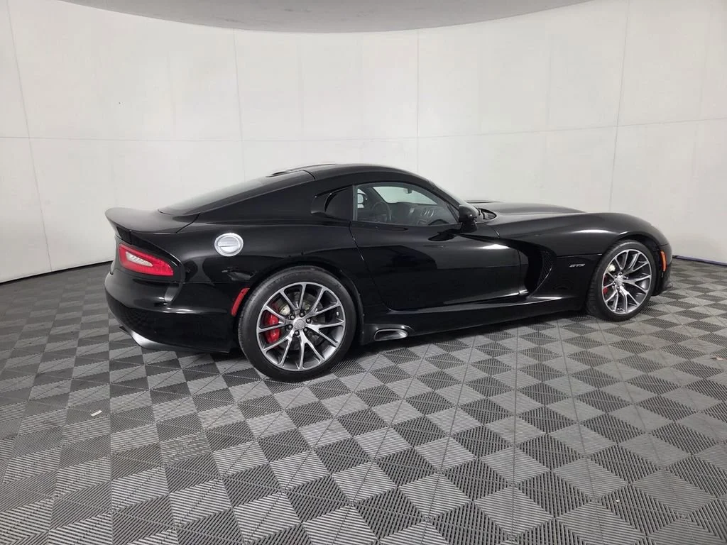 Used 2014 Venom Black Clearcoat Dodge GTS image 6