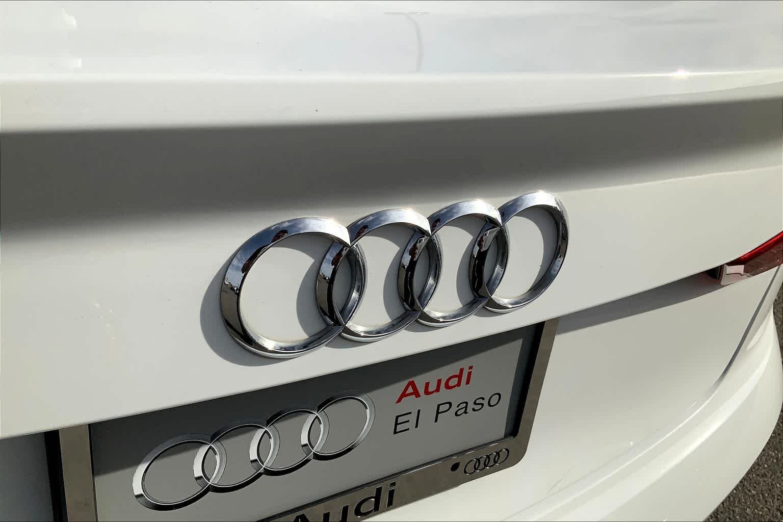 Used 2018 Ibis White Audi Tech Premium image 10