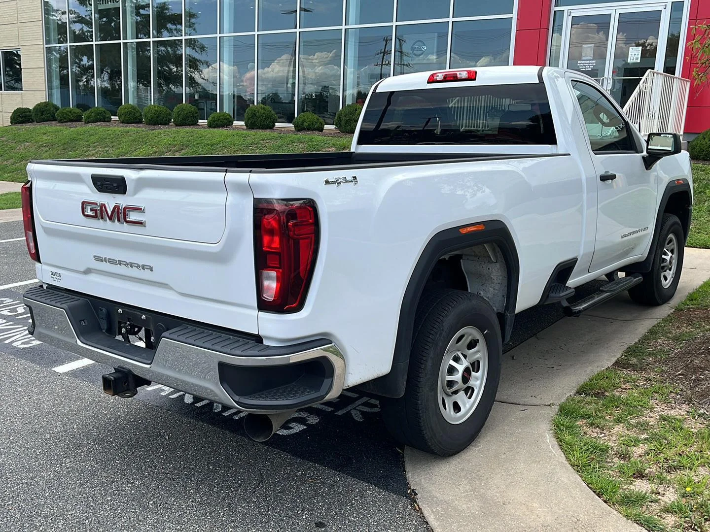 Used 2024 Summit White GMC Pro image 3