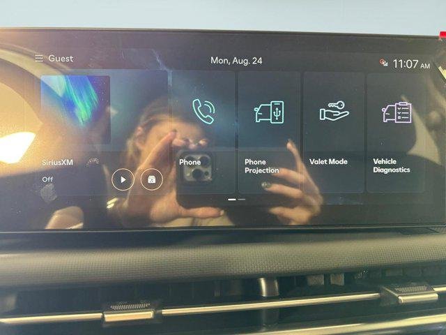New 2026 White Hyundai SEL AWD image 19