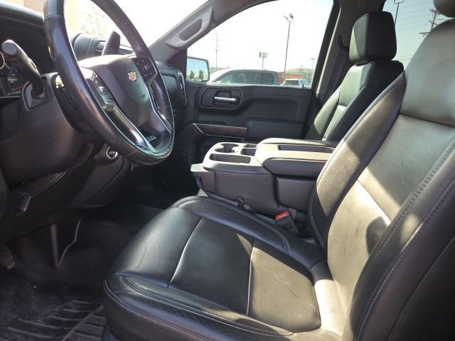 Used 2019 Summit White Chevrolet LT image 3