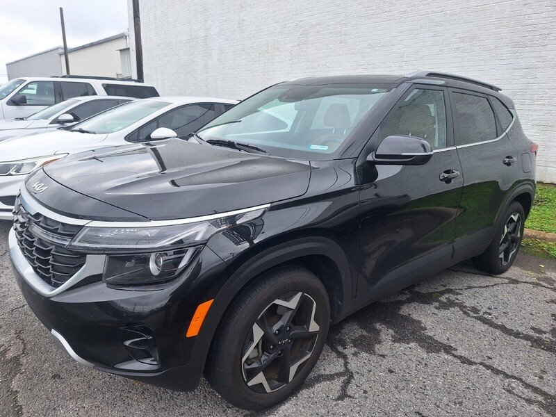 2024 Kia Seltos 2.0 EX AWD's photo
