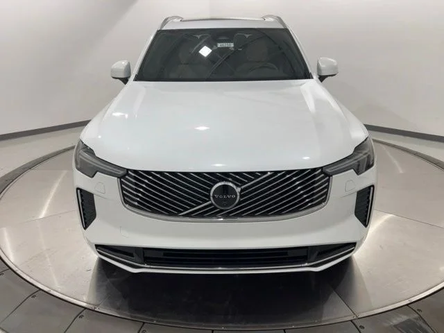 New 2026 Crystal White Volvo Plus image 8