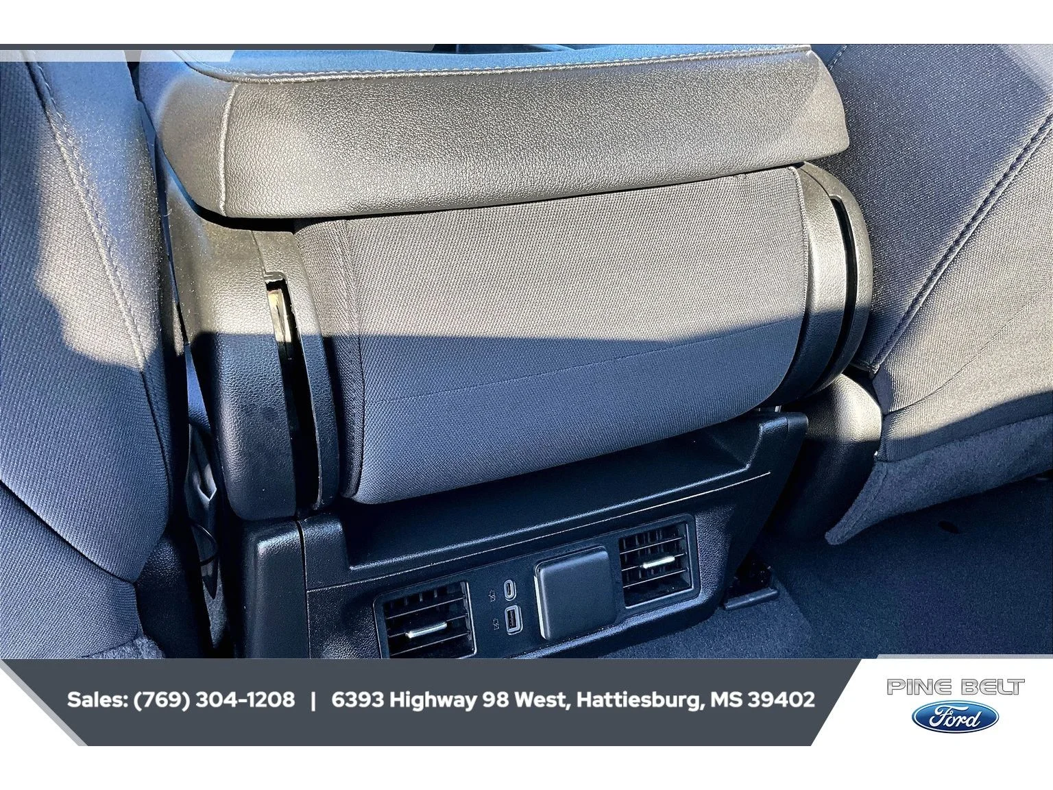 Used 2024 Dynamic Blue Metallic GMC Elevation image 25