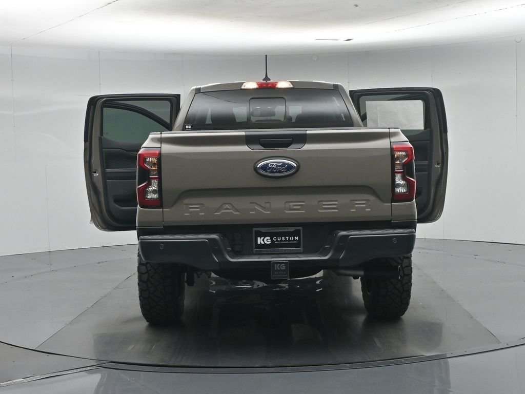 New 2026 Marsh Gray Ford XLT image 32