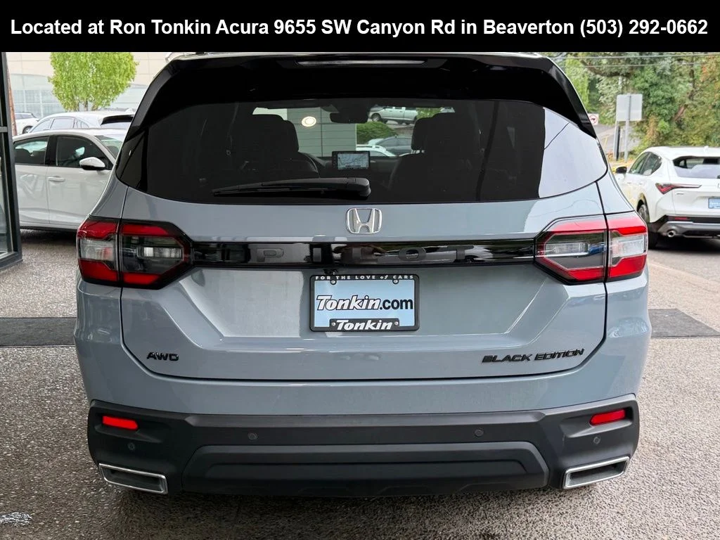 Used 2025 Sonic Gray Pearl Honda Black Edition image 6